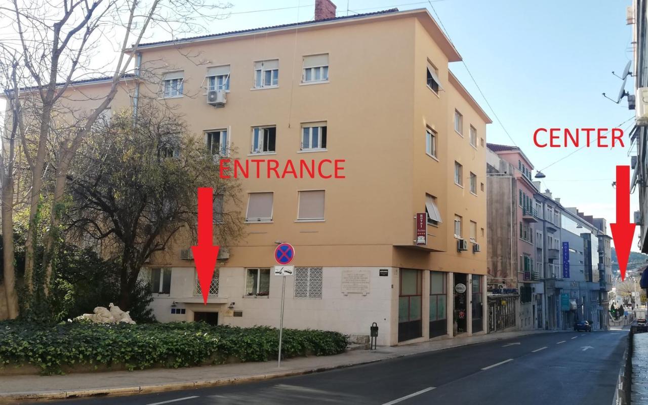 Apartments Smile Split Extérieur photo